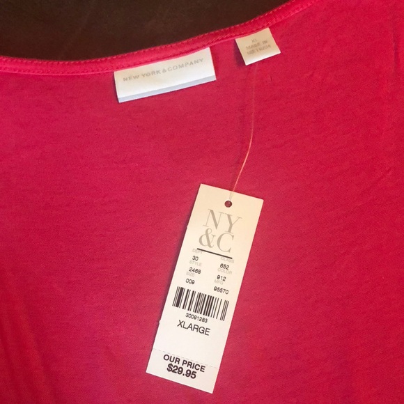 NWT Tank Top - Picture 3 of 4